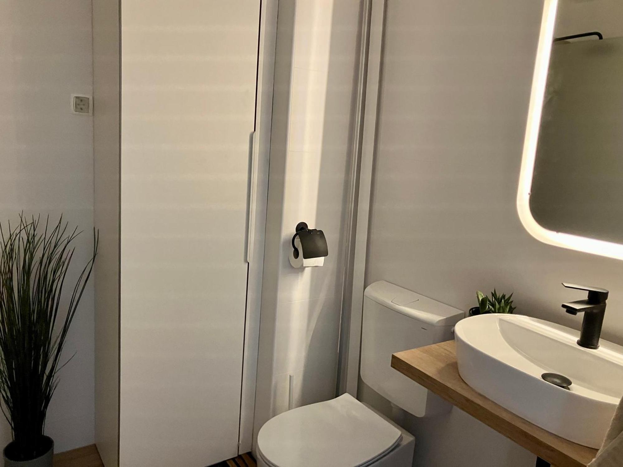 Delux Apartment La Arena With Private Garage 萨格勒布 外观 照片