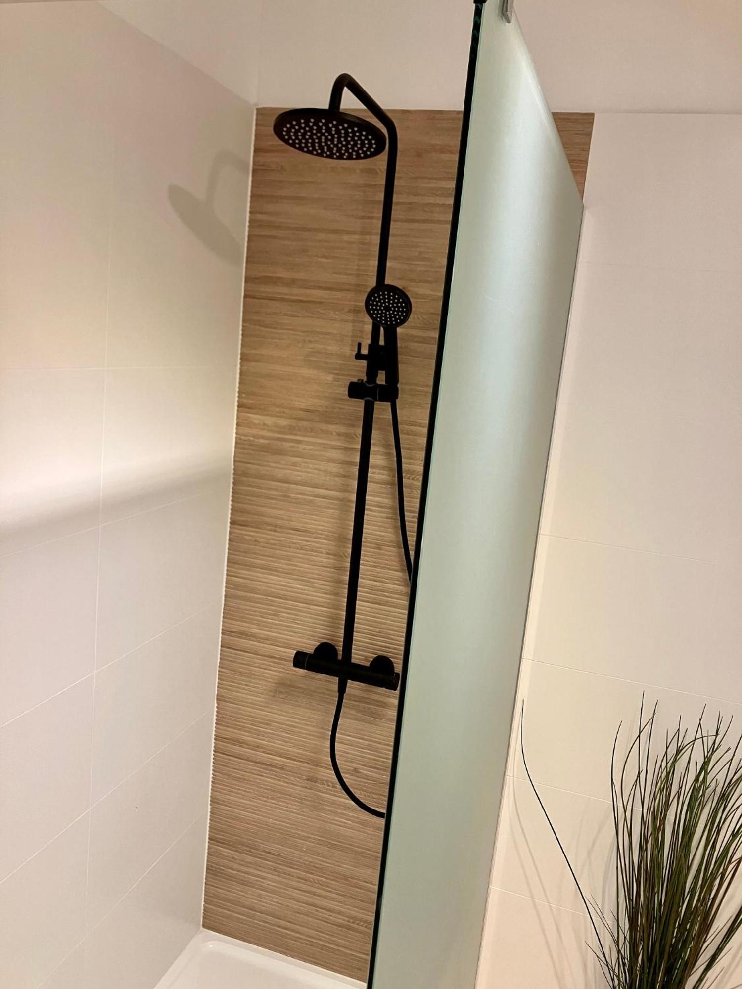 Delux Apartment La Arena With Private Garage 萨格勒布 外观 照片