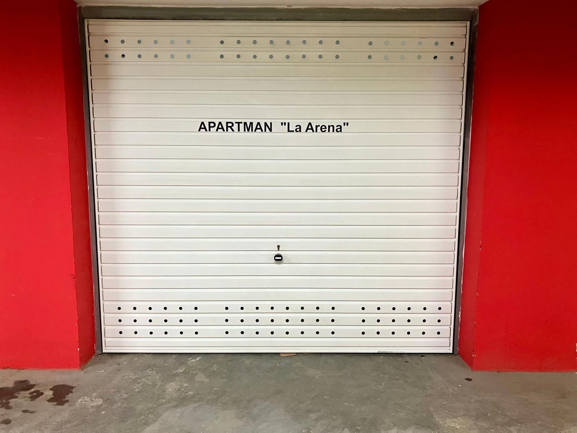 Delux Apartment La Arena With Private Garage 萨格勒布 外观 照片