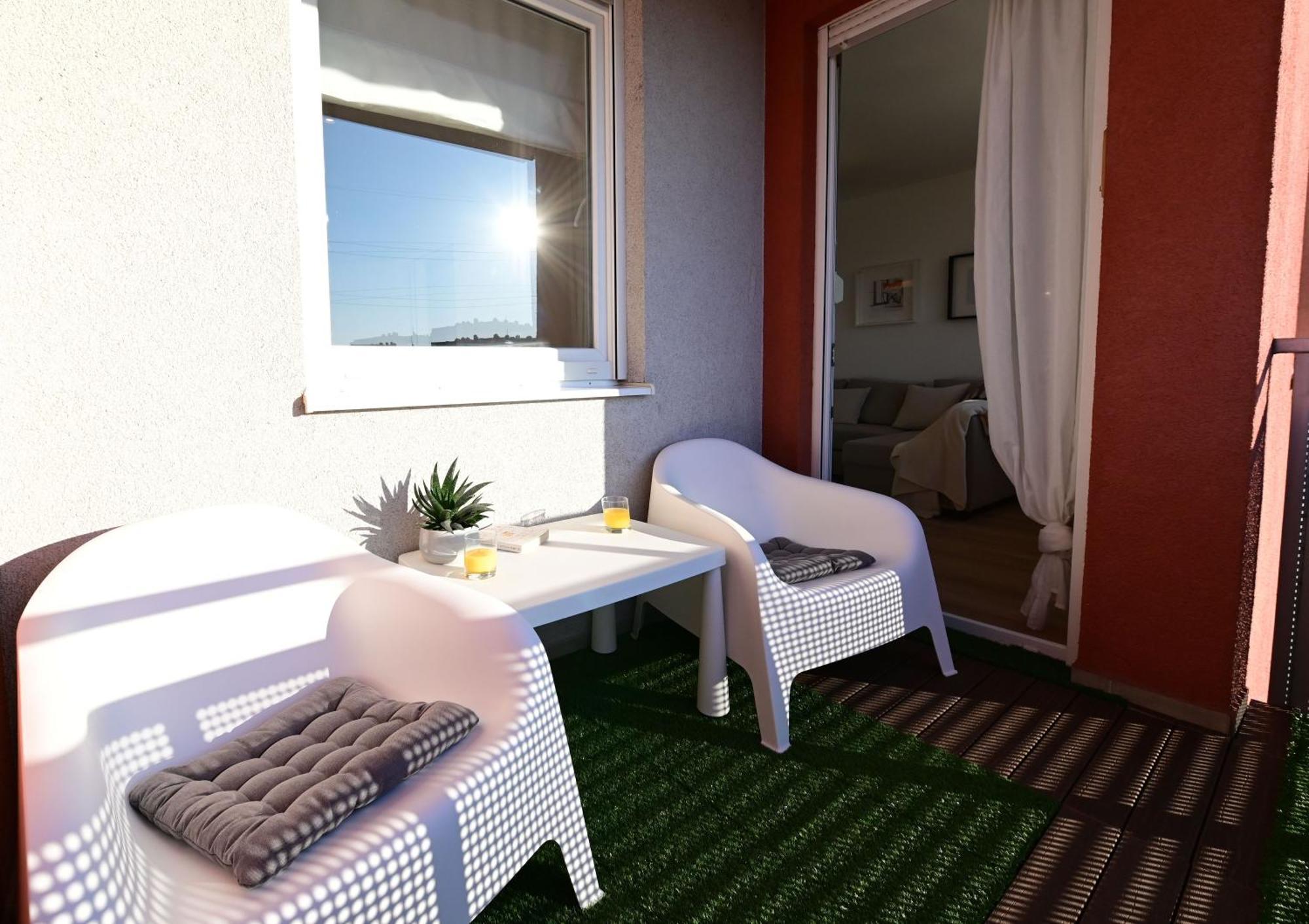 Delux Apartment La Arena With Private Garage 萨格勒布 外观 照片