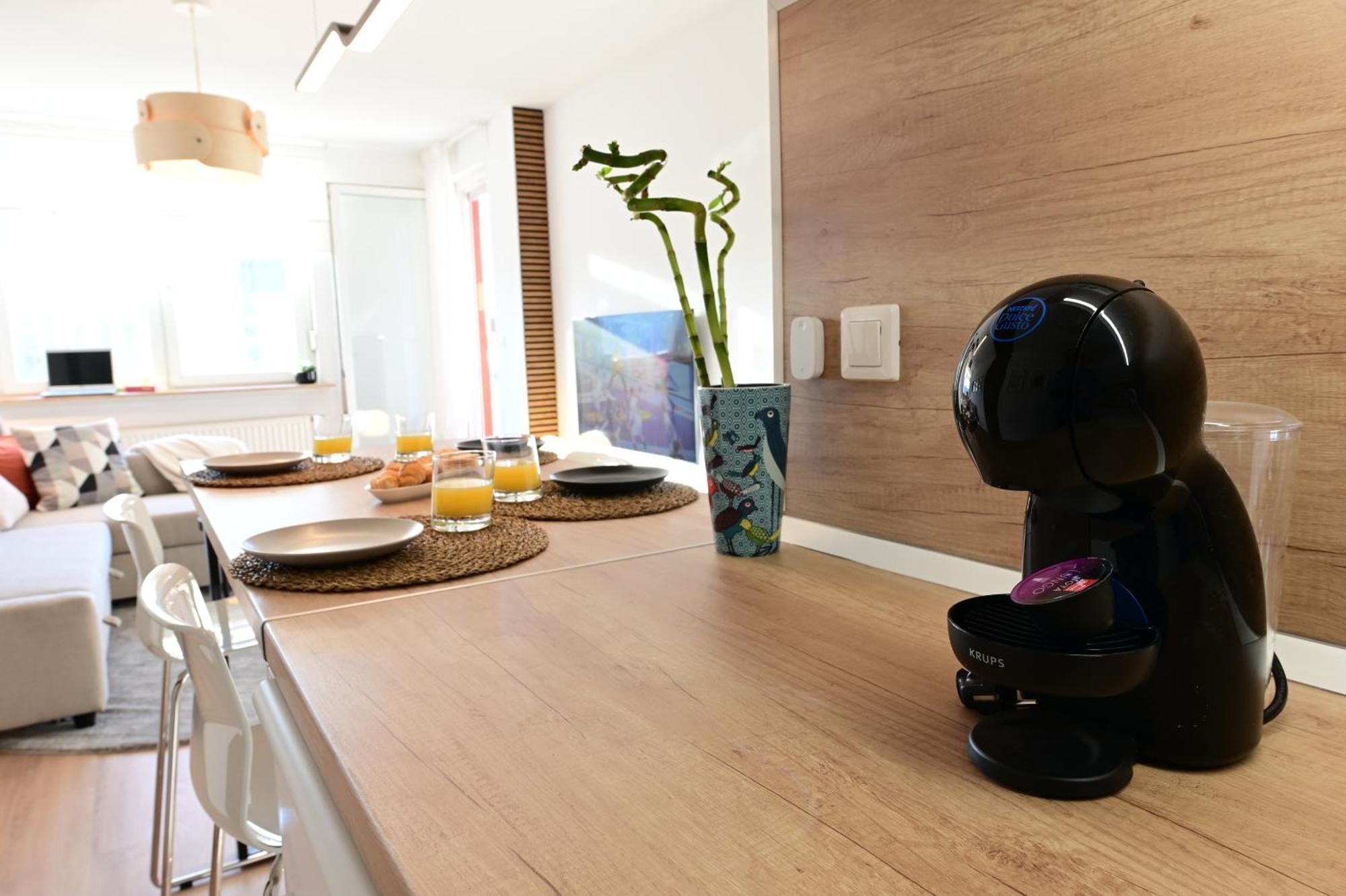 Delux Apartment La Arena With Private Garage 萨格勒布 外观 照片